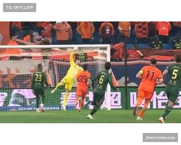 海牛埃朱马中场破坏节奏，专注拦截为反击创造蓄力条件